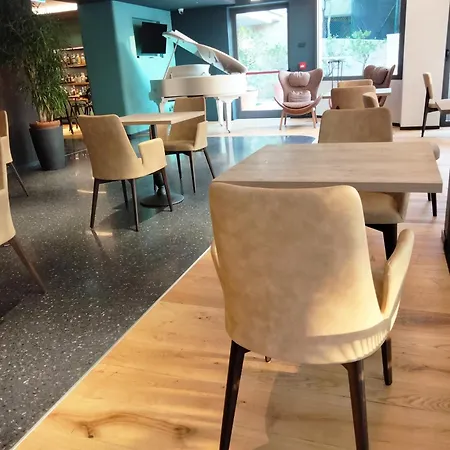 Hotel Ristorante Al Caminetto Worldhotels Crafted Adults Only 4*