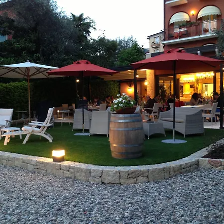 酒店 Ristorante Al Caminetto Worldhotels Crafted Adults Only