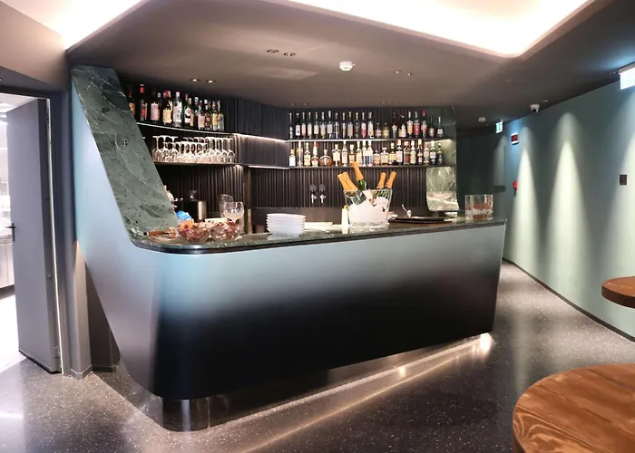 Hotel Ristorante Al Caminetto Worldhotels Crafted Adults Only Torri Del Benaco