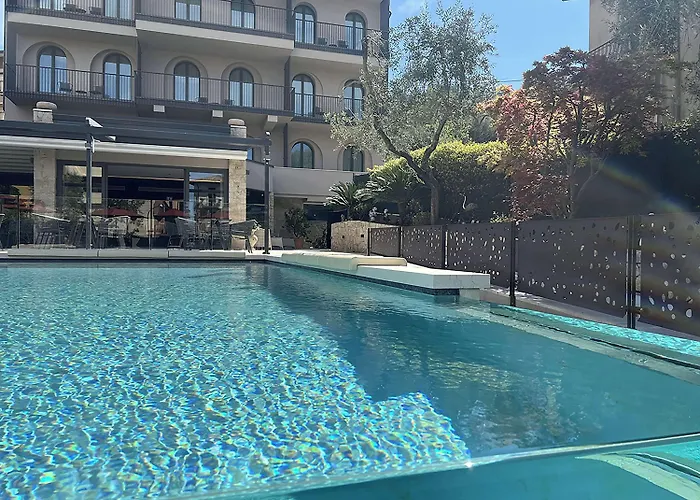 Ristorante Al Caminetto Worldhotels Crafted Adults Only Hotel Torri Del Benaco